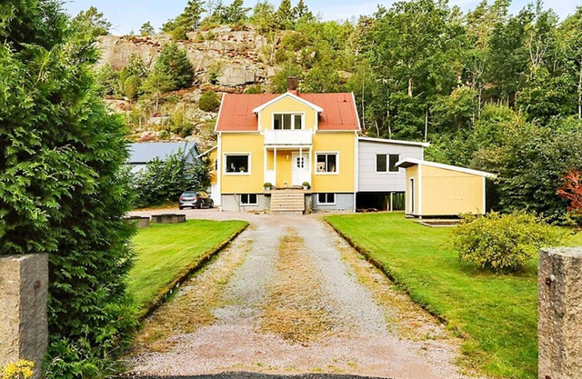 6 person holiday home in LYSEKIL