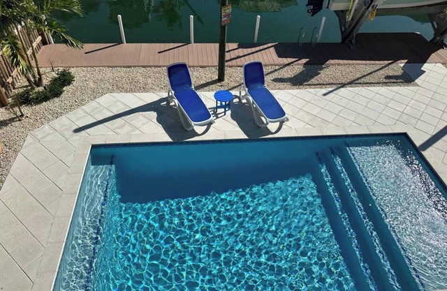 7 Seas Bring your boat. This is a pet friendly home. A pet fee and approval of your pet is required.