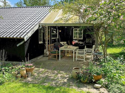 8 person holiday home in Kirke Hyllinge-By Traum
