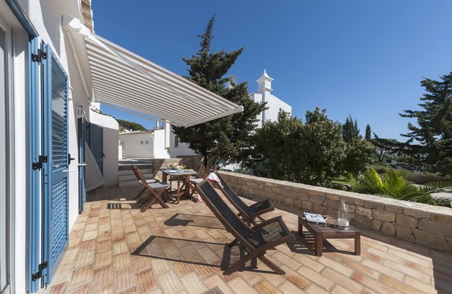 A little house by the sea at Vale de Lobo - Algarve