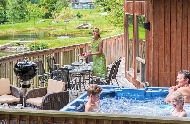 A superbly appointed impressive two storey luxury lodge.
