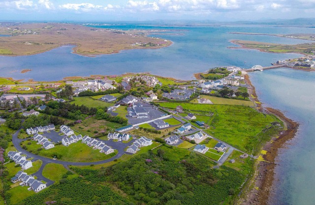 Achill Sound Holiday Village No.9