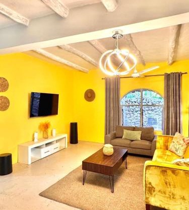 AfricanHouse Z with Creek View in Mombasa - Mtwapa 2bedroom with an Inhouse multistation gym