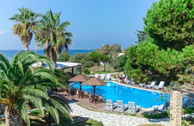 Alkyoni Beach Hotel