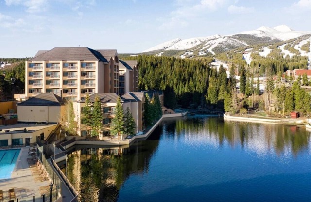 Alpine Getaway in the Heart of Breckenridge- Marriott's Mt. Valley Lodge- Studio