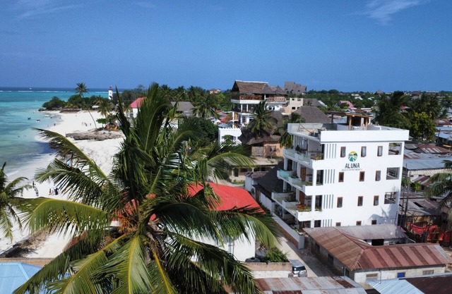 Aluna Beach Apartments