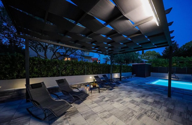 Amazing Apartment in Zadar With Wifi, Outdoor Swimming Pool and Heated Swimming Pool