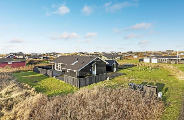 Amazing Home In Løkken With Kitchen