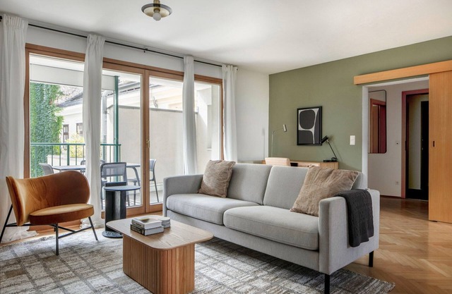 Amazing Mariahilf 2BR w/Balcony, nr Bars & Shops, by Blueground