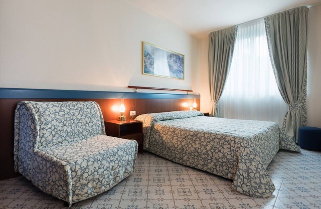 Aparthotel Holiday - Royal Apartment