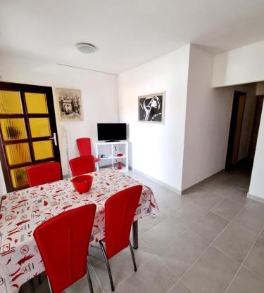 Apartmani MW, Crveni apartman