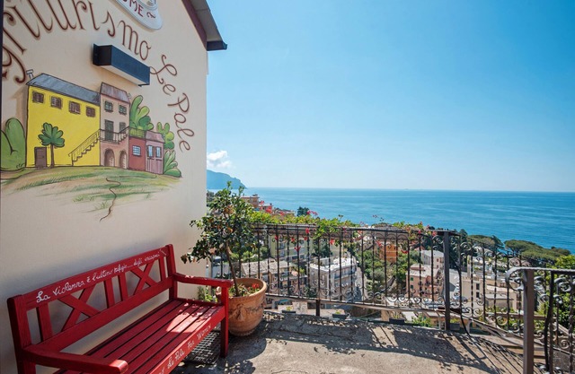 Apartment 'Agriturismo Le Pale - Gardenia' with sea view, Wi-Fi and air conditioning