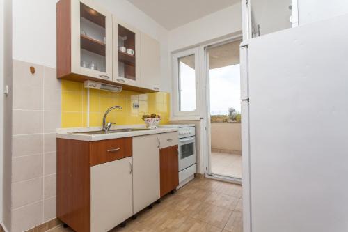 Apartment Andry - Novalja
