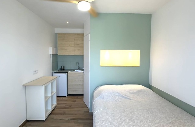 Apartment-Comfort-Ensuite with Shower-Beach view