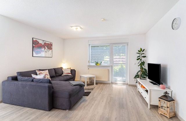 Apartment 'Ferienwohnung Leon, 110qm' with Shared Garden, Wi-Fi and Air Conditioning