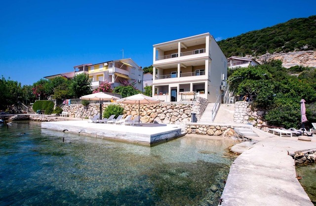 Apartment in Supetarska Draga by Sandy Beach