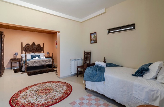 Apartment 'Inferior' with Mountain View, Shared Garden and Wi-Fi