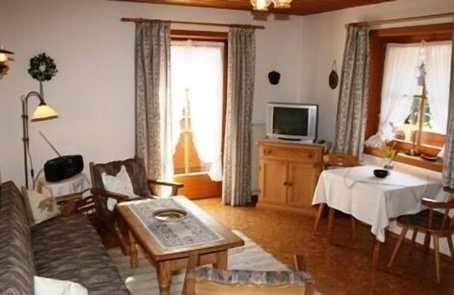 Apartment no. 4 Breitenstein, up to 2 people, 47 sqm