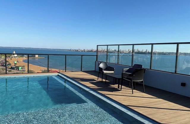 Apartment in front of San José beach in the city of Encarnación Py.