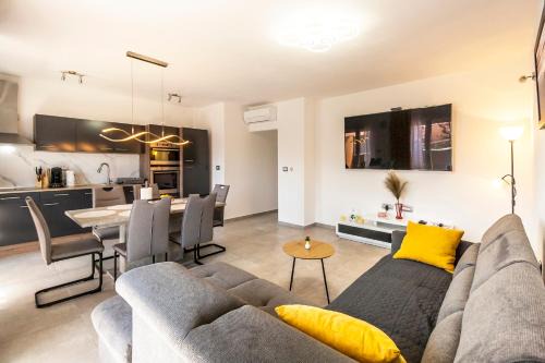 Apartments S&S Siljan in Marčana, Istria, Croatia