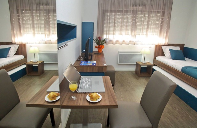 Appart Hotel Odalys City Tours Le Jardin des Lettres