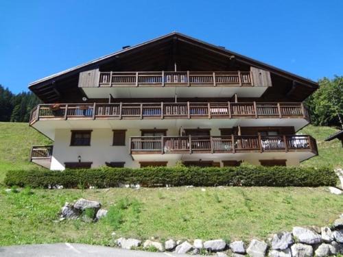 Appartement cosy T3 proche village et pistes pour 4 pers, équipé, casier à skis, ascenseur - FR-1-342-281