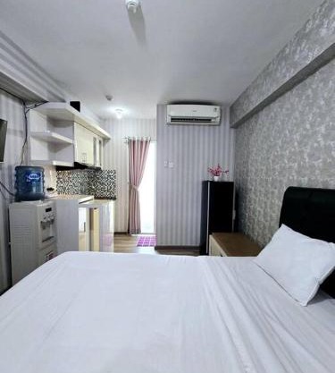 Apt Bassura Studio Tower F w/Pool, Wi-Fi & Netflx