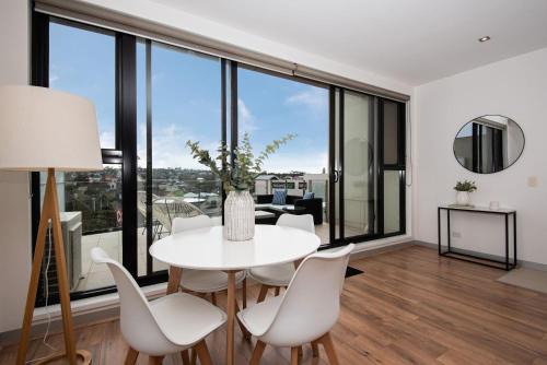 Aqua Views of the bay in Mornington