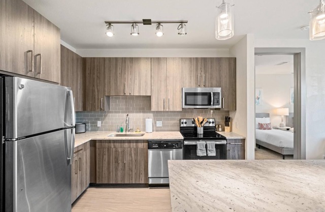 Arlington Modern 2BD 2BA Apartment