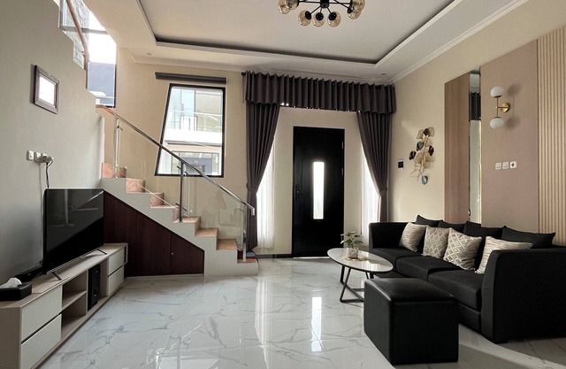 Arrayyan Executive Village Complex Batu