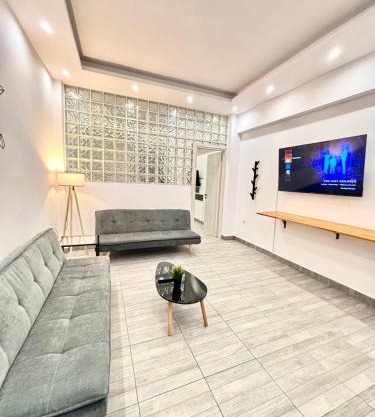 ATHENS DIAMOND APARTMENT WITH BALCONY