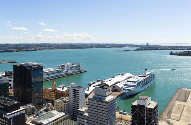 Auckland Harbour Suites