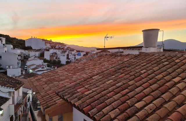 Authentic Charming Spanish Casa over 100 years old
