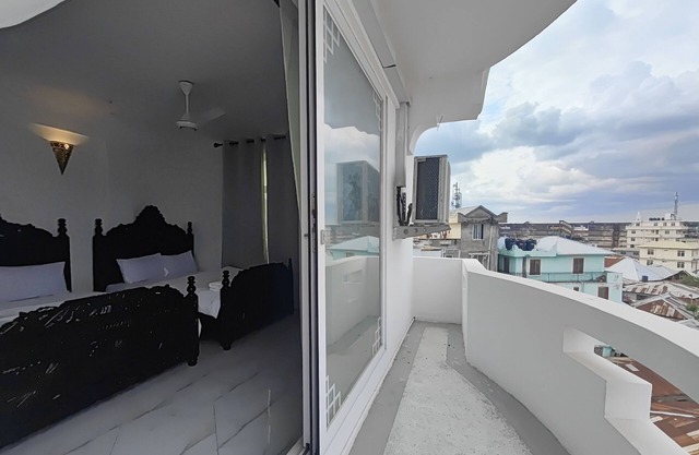 AYAA LUXURY APARTMENT 4TH FLOOR