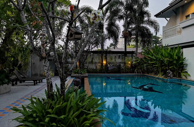 Baan Suksiri Hotel