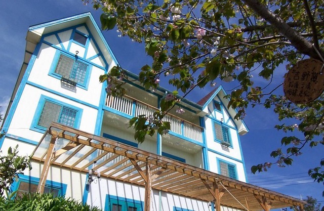 Baili Manor Cing Jing