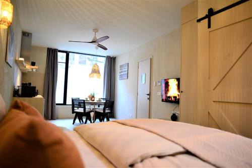 Balinese Cityflat AC