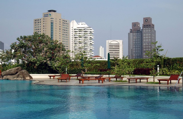 Batavia Hotel and Serviced Apartments
