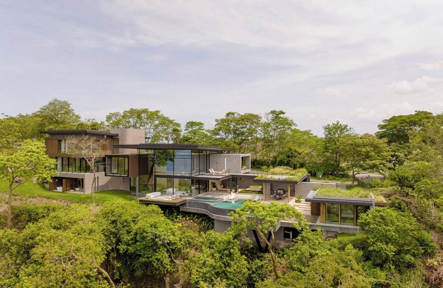 Bay-View Architectural Gem Villa at Peninsula Papagayo.