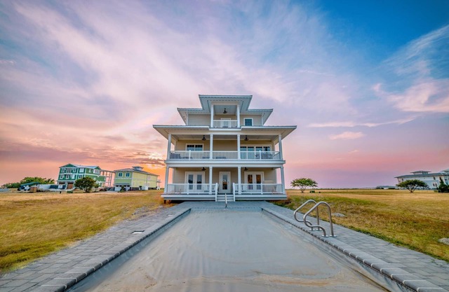 Beach Bums Only - Chesapeake Properties
