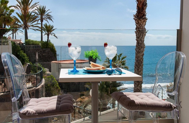 Beachfront Apartment Playa del Aguila by VillaGranCanaria