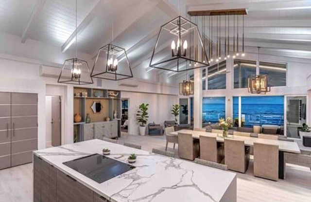 Beach Front Stunner- 4 Bedroom 4 Bath