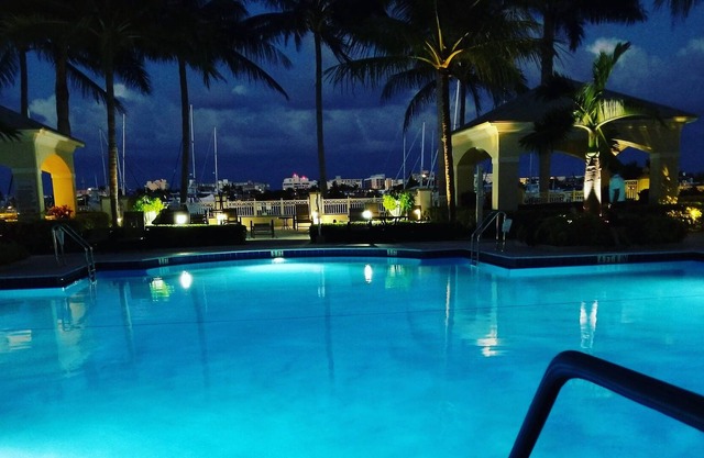 BEACH RESORT VACATION