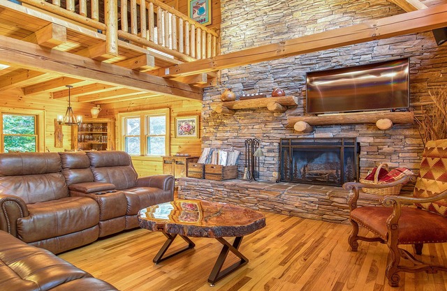 Bear Way to Heaven in Smoky Mountain Retreat Gated Community