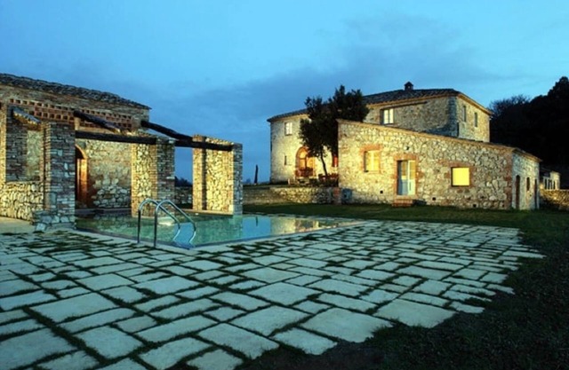 Beautiful 4 Bedroom Tuscan Villa