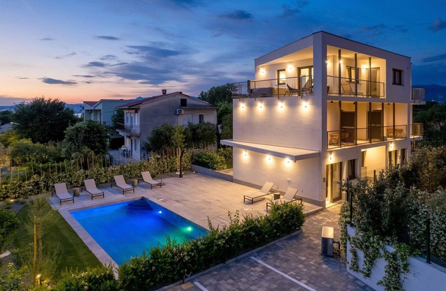 Beautiful apartment in Omisalj