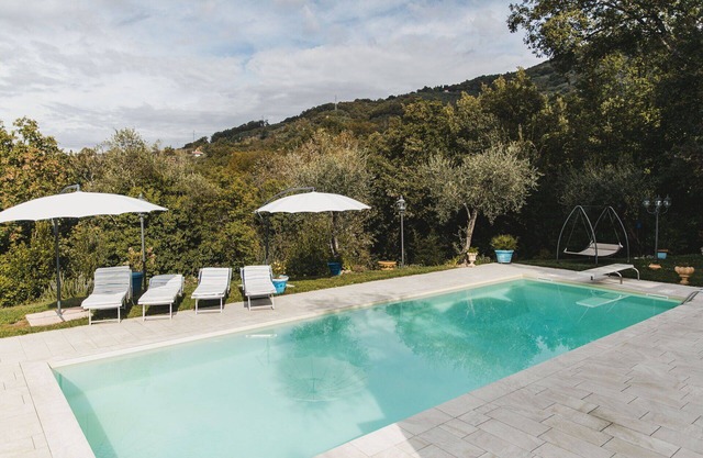 Beautiful private villa for 12 guests with A/C, private pool, WIFI, TV, patio and panoramic view