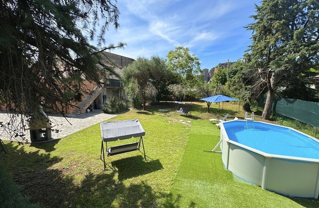Beautiful private villa for 3 guests with A/C, WIFI, private pool and pets allowed, close to Pisa