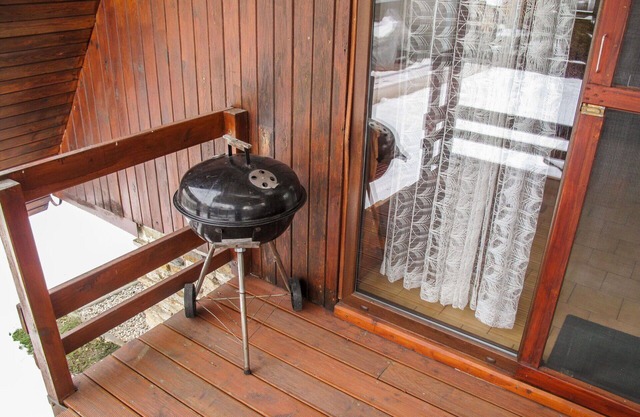 Beautiful private villa for 4 guests with WIFI, TV and terrace