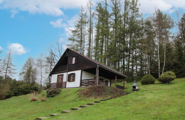 Beautiful private villa for 5 people with WIFI, TV, terrace, pets allowed and panoramic view